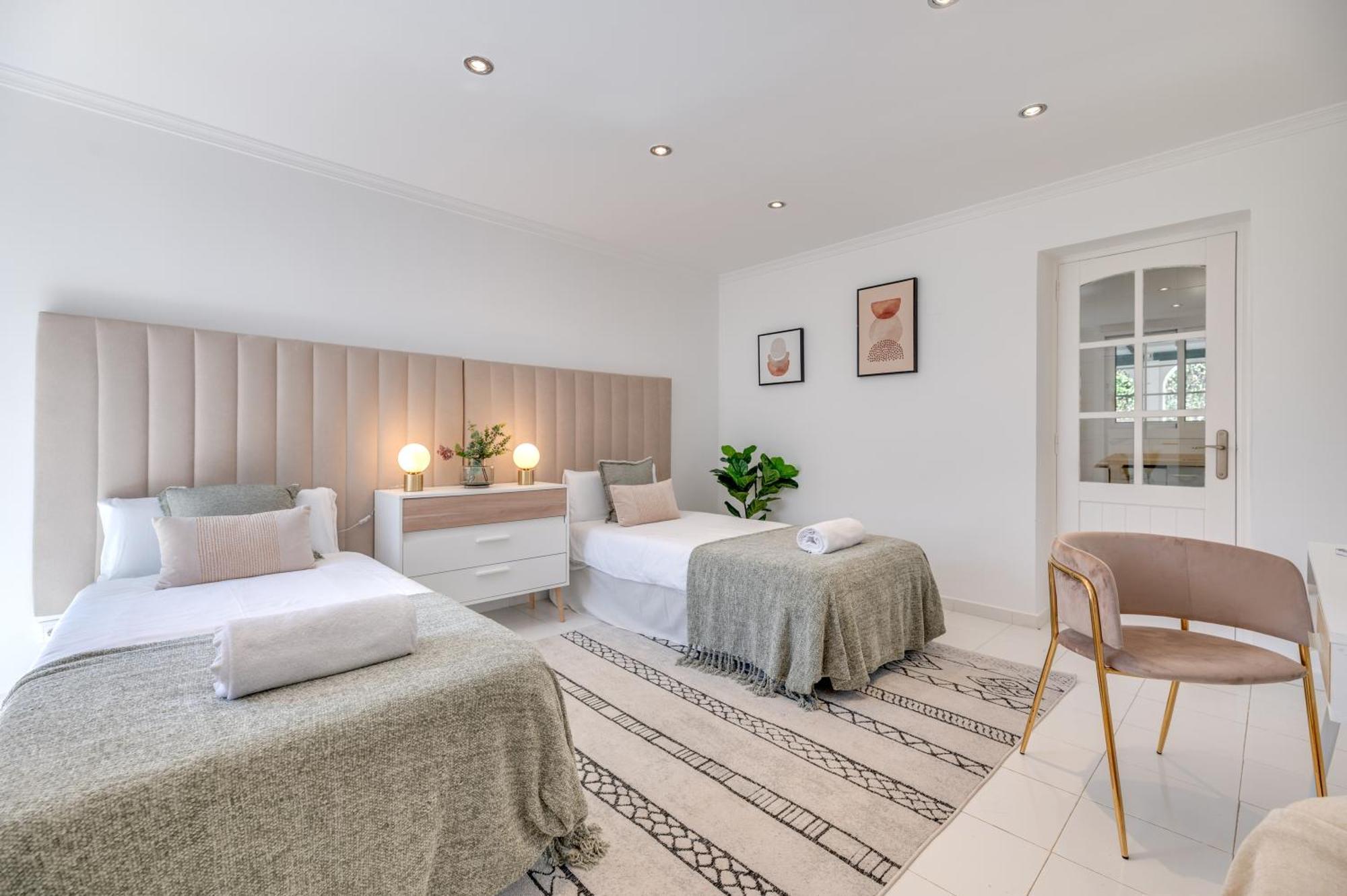 Vacation Marbella I Villa Faldo, Golf Valley, Private Pool, 24H Security, 10 Min From The Marina Eksteriør bilde